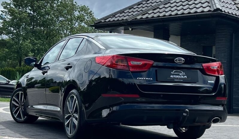 KIA   Optima     136 KM    Manualna    FWD (przód)    Czarny full