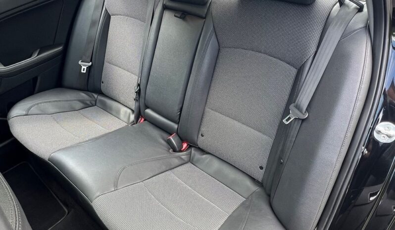 KIA   Optima     136 KM    Manualna    FWD (przód)    Czarny full