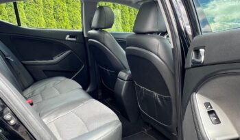 KIA   Optima     136 KM    Manualna    FWD (przód)    Czarny full