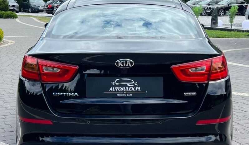 KIA   Optima     136 KM    Manualna    FWD (przód)    Czarny full