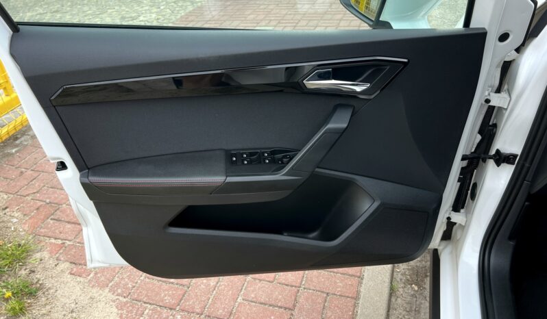 SEAT Arona  | FWD (przód) | Manualna | 115 KM | Biały full