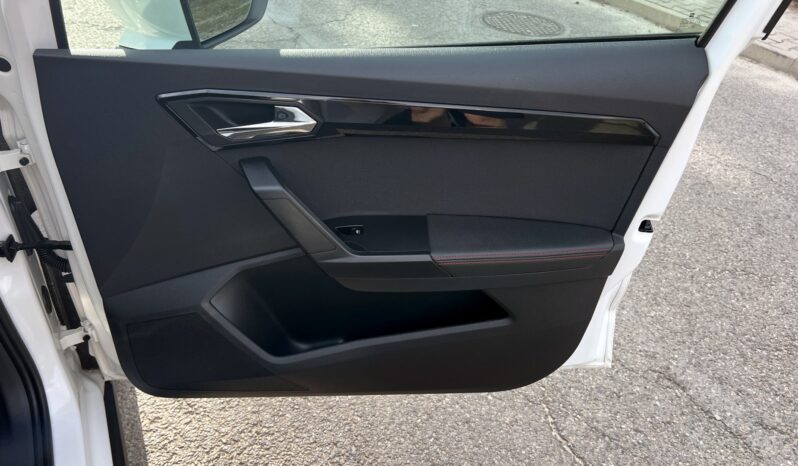SEAT Arona  | FWD (przód) | Manualna | 115 KM | Biały full
