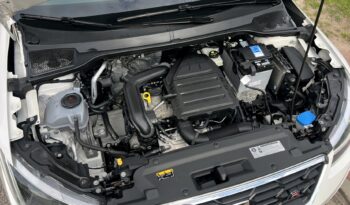 SEAT Arona  | FWD (przód) | Manualna | 115 KM | Biały full