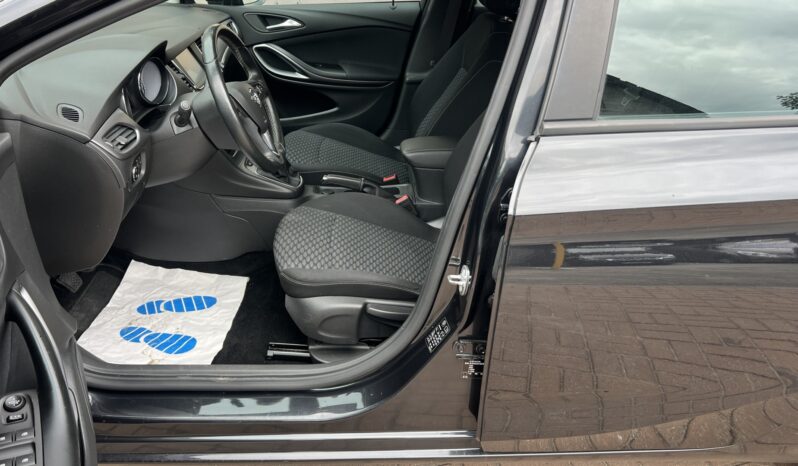 OPEL Astra | FWD (przód) | Manualna | 125 KM | Czarny full