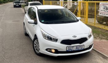 KIA Ceed  | FWD (przód) | Manualna | 100 KM | Biały full