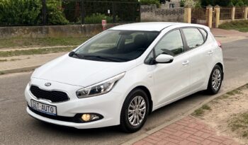KIA Ceed  | FWD (przód) | Manualna | 100 KM | Biały full