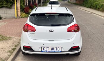 KIA Ceed  | FWD (przód) | Manualna | 100 KM | Biały full