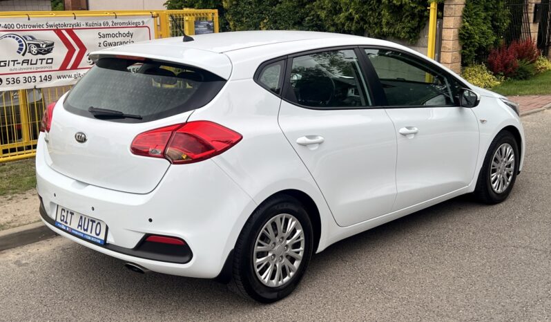 KIA Ceed  | FWD (przód) | Manualna | 100 KM | Biały full