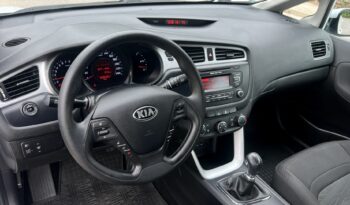 KIA Ceed  | FWD (przód) | Manualna | 100 KM | Biały full
