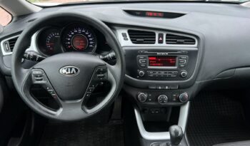 KIA Ceed  | FWD (przód) | Manualna | 100 KM | Biały full