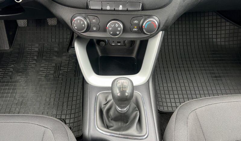 KIA Ceed  | FWD (przód) | Manualna | 100 KM | Biały full