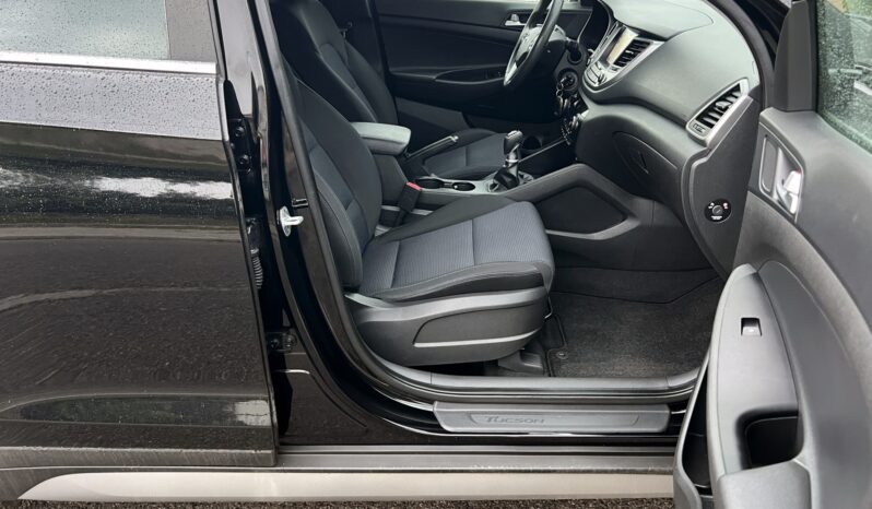 HYUNDAI Tucson  | FWD (przód) | Manualna | 177 KM | Czarny full