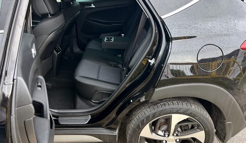HYUNDAI Tucson  | FWD (przód) | Manualna | 177 KM | Czarny full