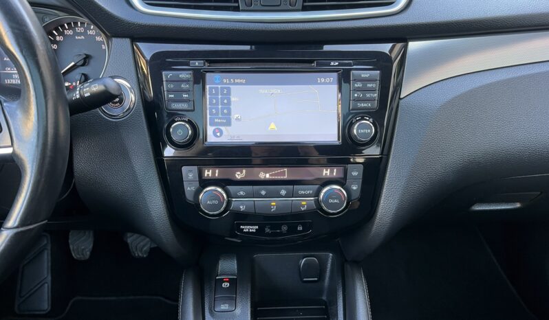 NISSAN Qashqai  | FWD (przód) | Manualna | 163 KM | Czarny full