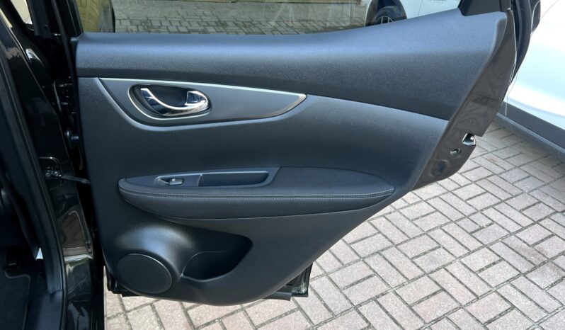NISSAN Qashqai  | FWD (przód) | Manualna | 163 KM | Czarny full