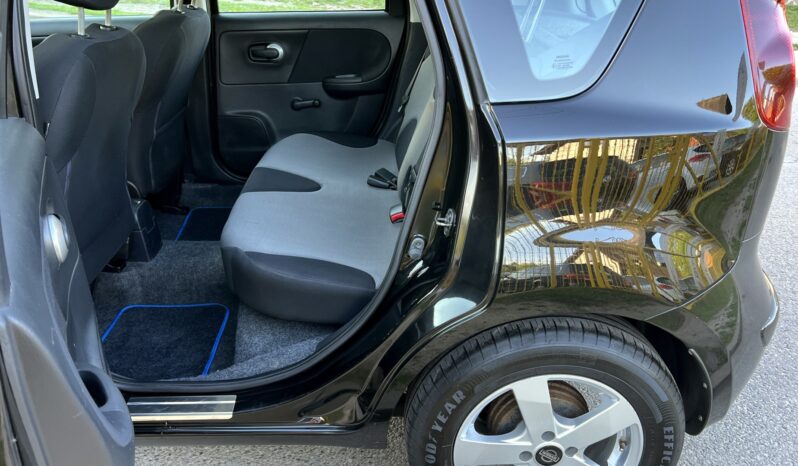 NISSAN Note  | FWD (przód) | Manualna | 88 KM | Czarny full