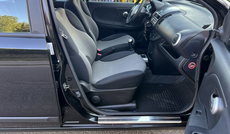 NISSAN Note  | FWD (przód) | Manualna | 88 KM | Czarny full