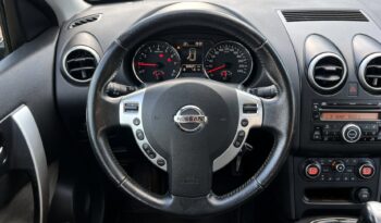 Nissan Qashqai | FWD (przód) | Manualna | 117 KM | Granatowy full