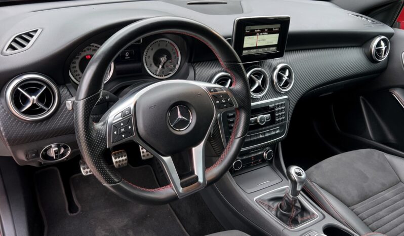 MERCEDES-BENZ Klasa A | FWD (przód) | Manualna | 122 KM | Czerwony full
