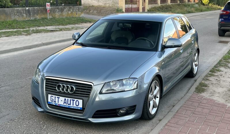AUDI A3  | FWD (przód) | Manualna | 140 KM | niebieski jasny full