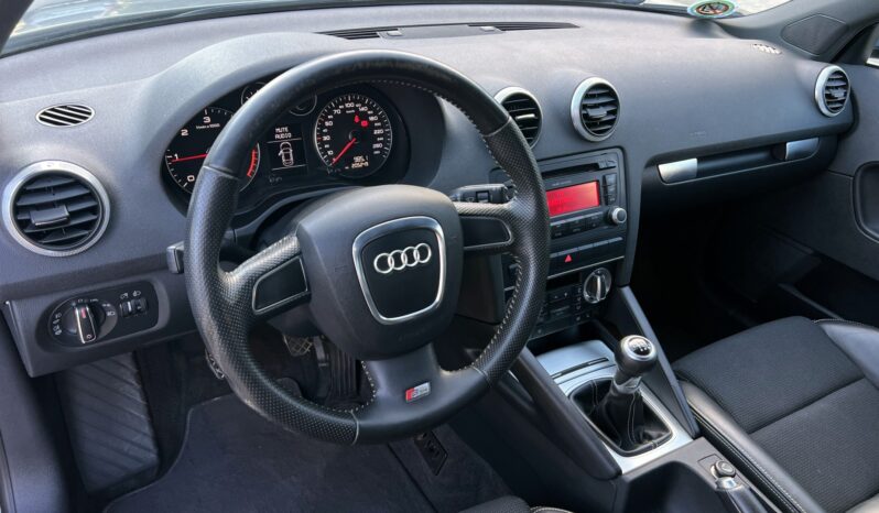 AUDI A3  | FWD (przód) | Manualna | 140 KM | niebieski jasny full