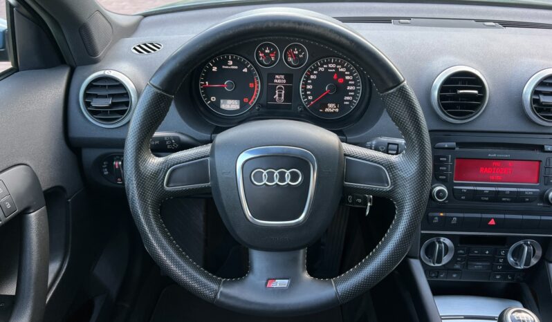 AUDI A3  | FWD (przód) | Manualna | 140 KM | niebieski jasny full