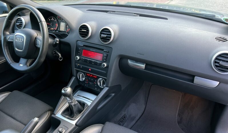 AUDI A3  | FWD (przód) | Manualna | 140 KM | niebieski jasny full