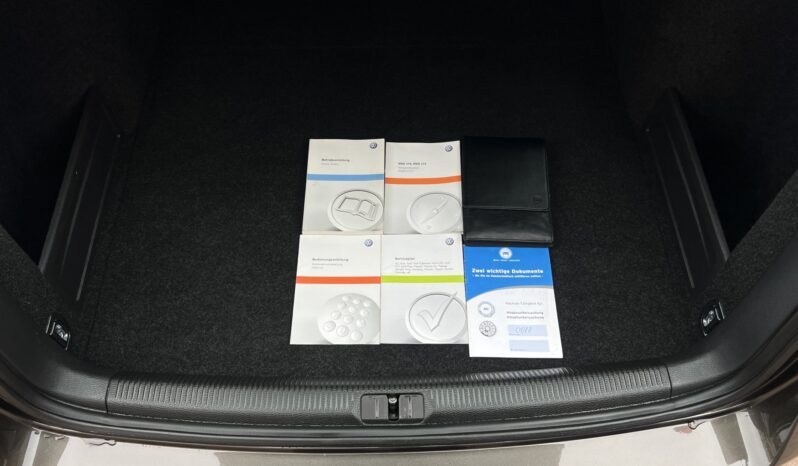 VOLKSWAGEN Passat Variant | FWD (przód) | Manualna | 140 KM | Brązowy full