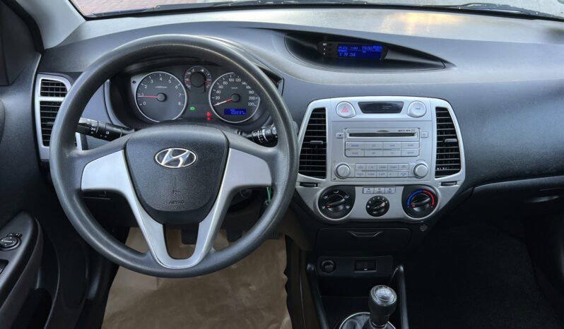 HYUNDAI i20  | FWD (przód) | Manualna | 78 KM | Niebieski full