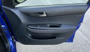 HYUNDAI i20  | FWD (przód) | Manualna | 78 KM | Niebieski full