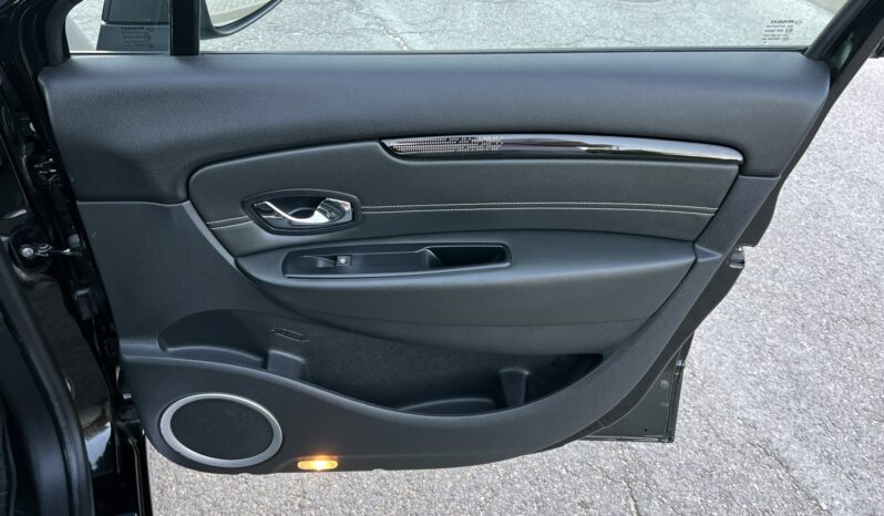 RENAULT Scenic  | FWD (przód) | Manualna | 130 KM | Czarny full