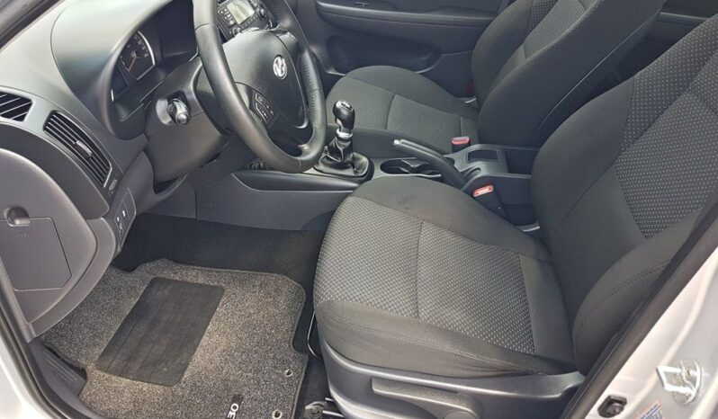 HYUNDAI I30  | FWD (przód) | Manualna | 109 KM | Srebrny full