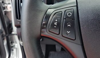 HYUNDAI I30  | FWD (przód) | Manualna | 109 KM | Srebrny full
