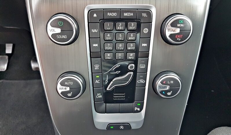 VOLVO V40  | FWD (przód) | Manualna | 122 KM | Biały full