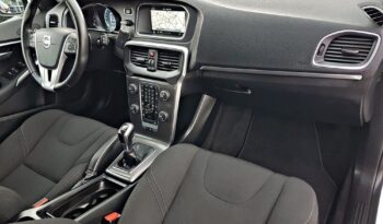 VOLVO V40  | FWD (przód) | Manualna | 122 KM | Biały full