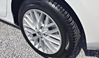 VOLVO V40  | FWD (przód) | Manualna | 122 KM | Biały full