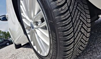 VOLVO V40  | FWD (przód) | Manualna | 122 KM | Biały full