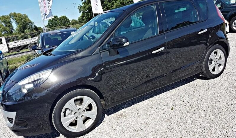 RENAULT Scenic  | FWD (przód) | Manualna | 130 KM | Czarny full
