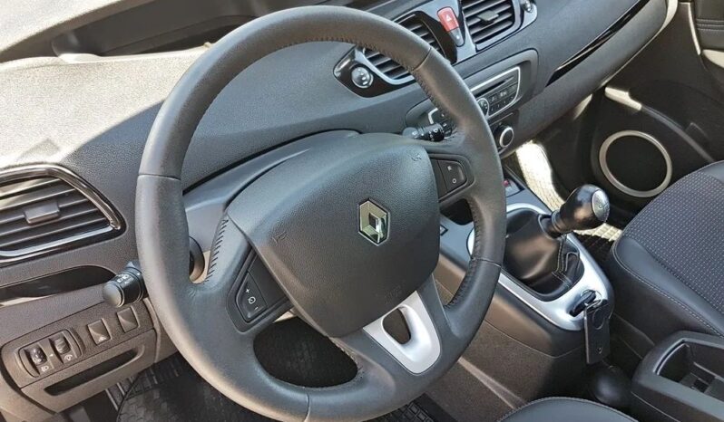 RENAULT Scenic  | FWD (przód) | Manualna | 110 KM | Szary full