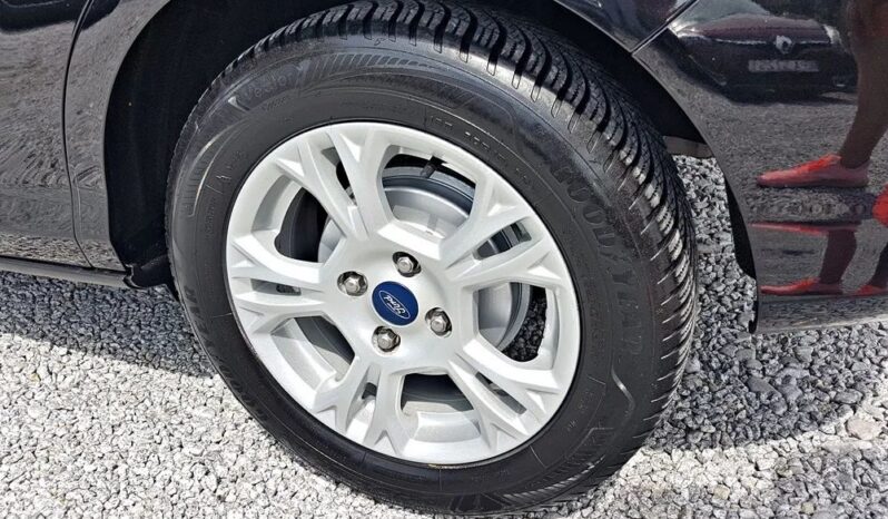 FORD B-MAX  | FWD (przód) | Manualna | 100 KM | Czarny full