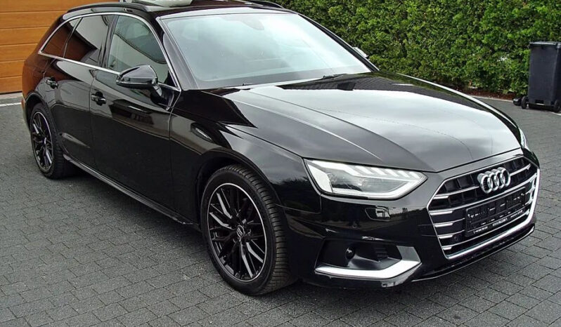 Audi   A4 Avant    163 KM    Automatyczna    FWD (przód)    Czarny full