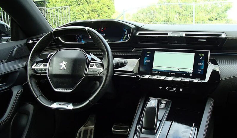 Peugeot   508    225 KM    Automatyczna    FWD (przód)    Szary full