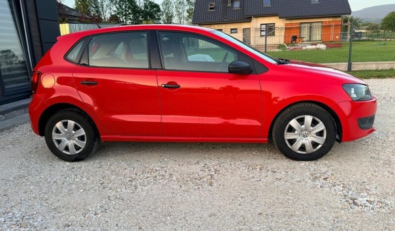 VOLKSWAGEN Polo  | FWD (przód) | Manualna | 60 KM | Czerwony full