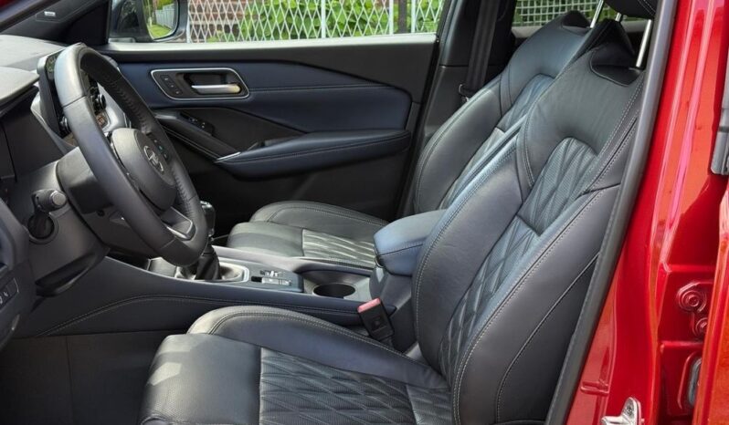 NISSAN Qashqai  | FWD (przód) | Manualna | 158 KM | Bordowy full