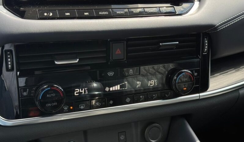 NISSAN Qashqai  | FWD (przód) | Manualna | 158 KM | Bordowy full