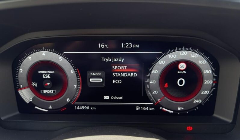 NISSAN Qashqai  | FWD (przód) | Manualna | 158 KM | Bordowy full