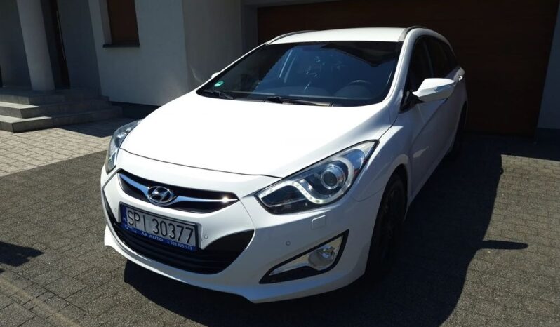 HYUNDAI i40  | FWD (przód) | Manualna | 135 KM | Biały full