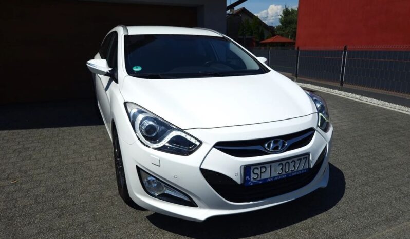HYUNDAI i40  | FWD (przód) | Manualna | 135 KM | Biały full