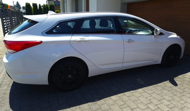 HYUNDAI i40  | FWD (przód) | Manualna | 135 KM | Biały full