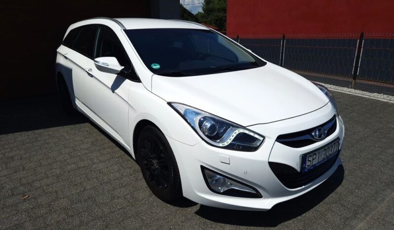 HYUNDAI i40  | FWD (przód) | Manualna | 135 KM | Biały full